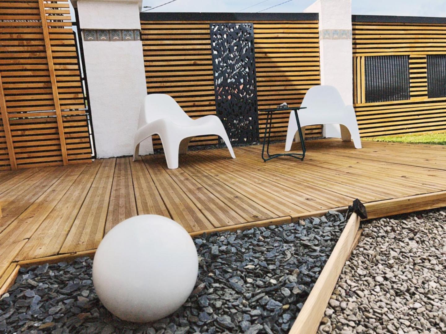 Love Room Haut De Gamme - L'Extase Avec Jacuzzi Violaines Экстерьер фото